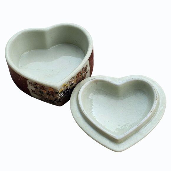 Satsuma Japan Porcelain Heart Shaped Trinket Box Vtg Floral with Gold Accents - Picture 4 of 12